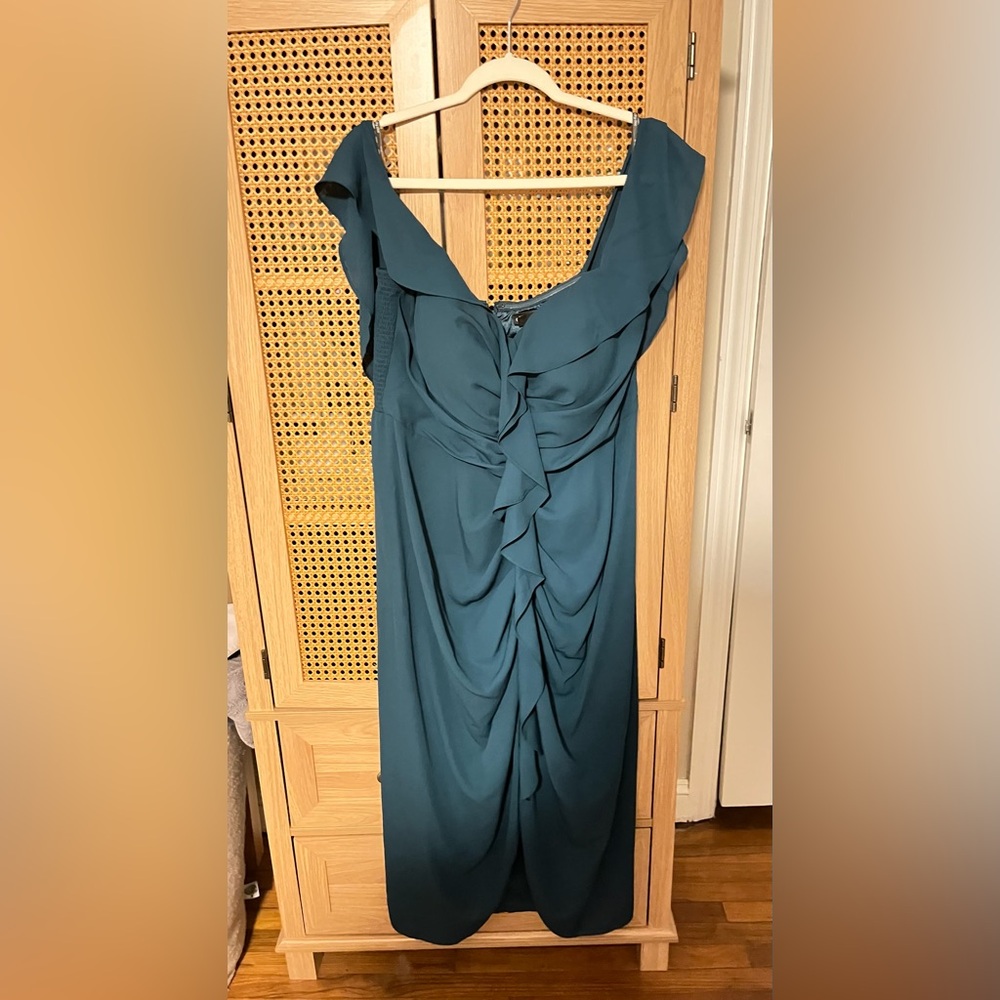 City Chic Emerald Off the shoulder Ruffle Midi Dress